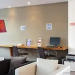Holiday Inn Express Lisbon Airport By Ihg 